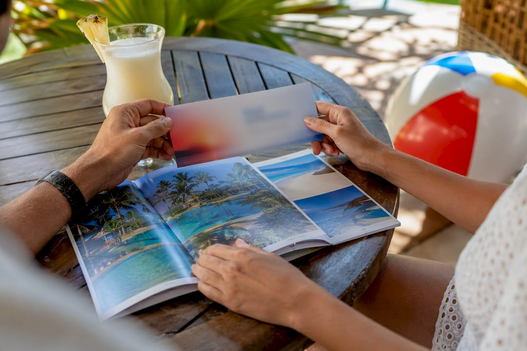 international travel gift cards: top flexible picks, 2026 4 couple planning trip with gift certificate